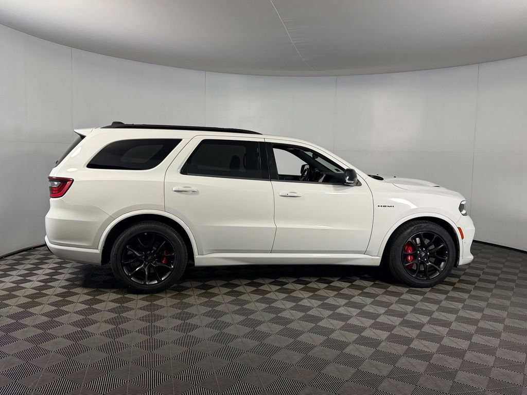 Used 2023 Dodge Durango R/T w/ Tow 'N Go Package AWD/4WD image 7