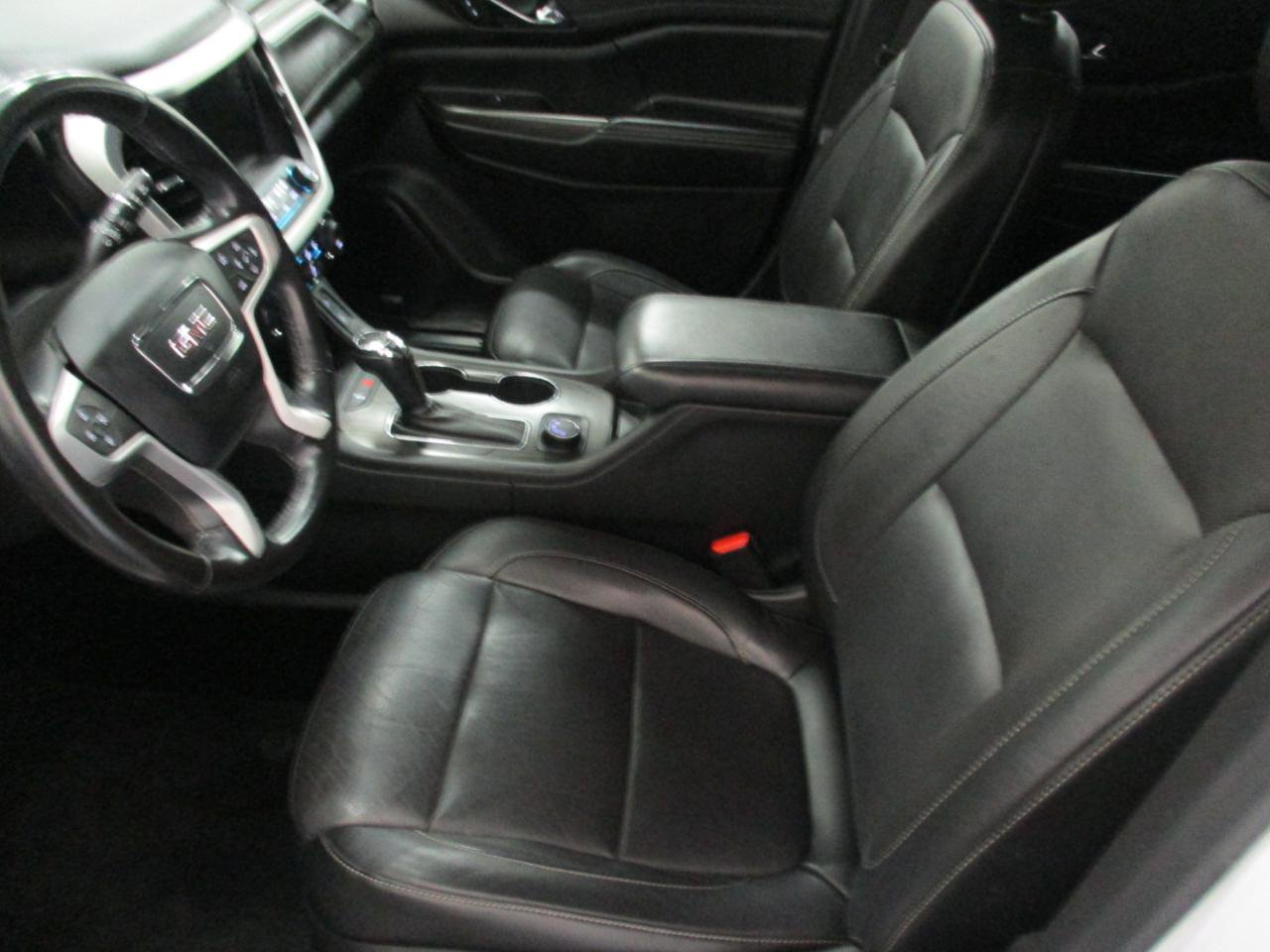 Used 2019 GMC Acadia SLT AWD/4WD image 9