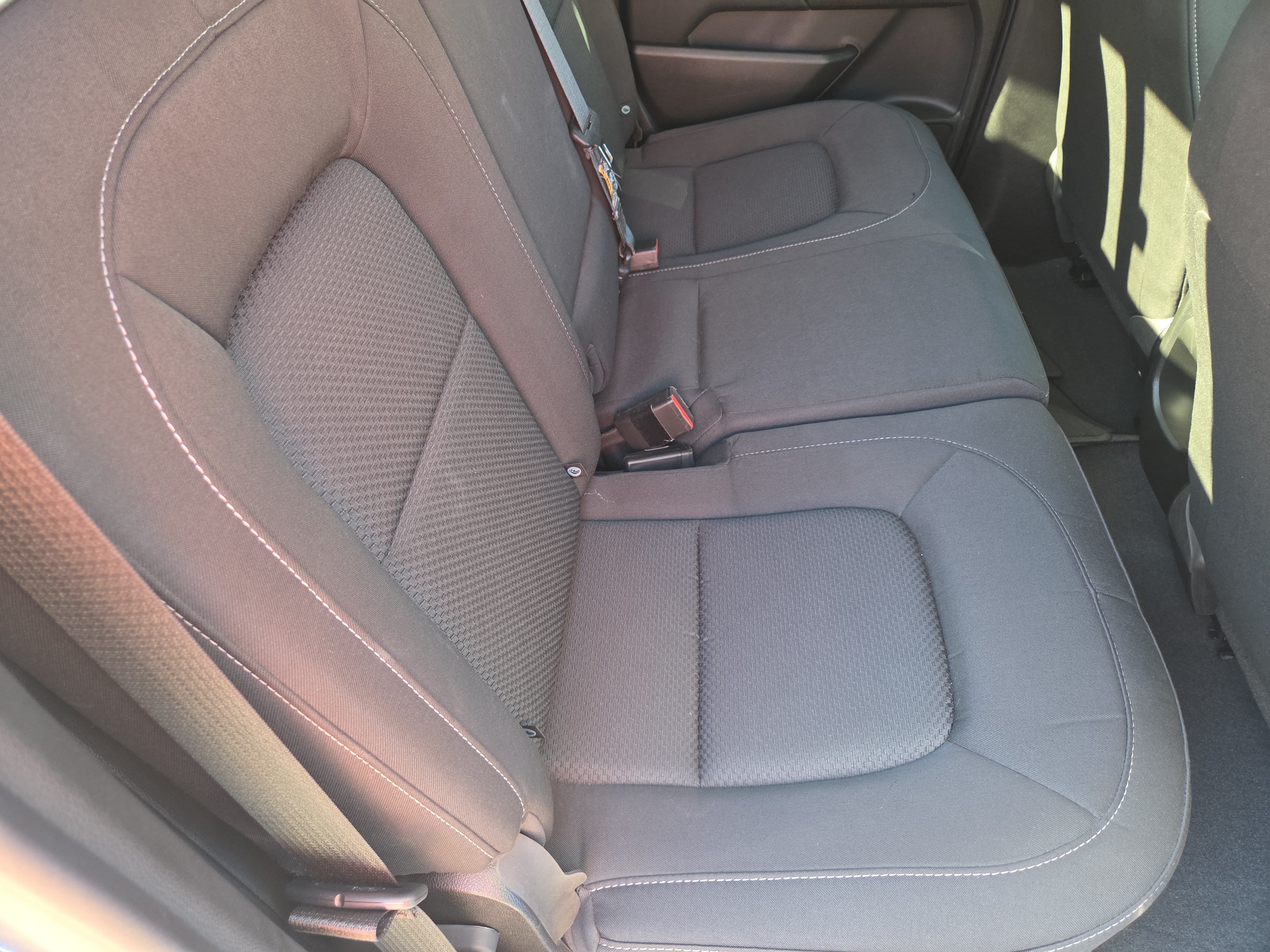 Used 2022 Chevrolet Colorado LT w/ Safety Package AWD/4WD image 21