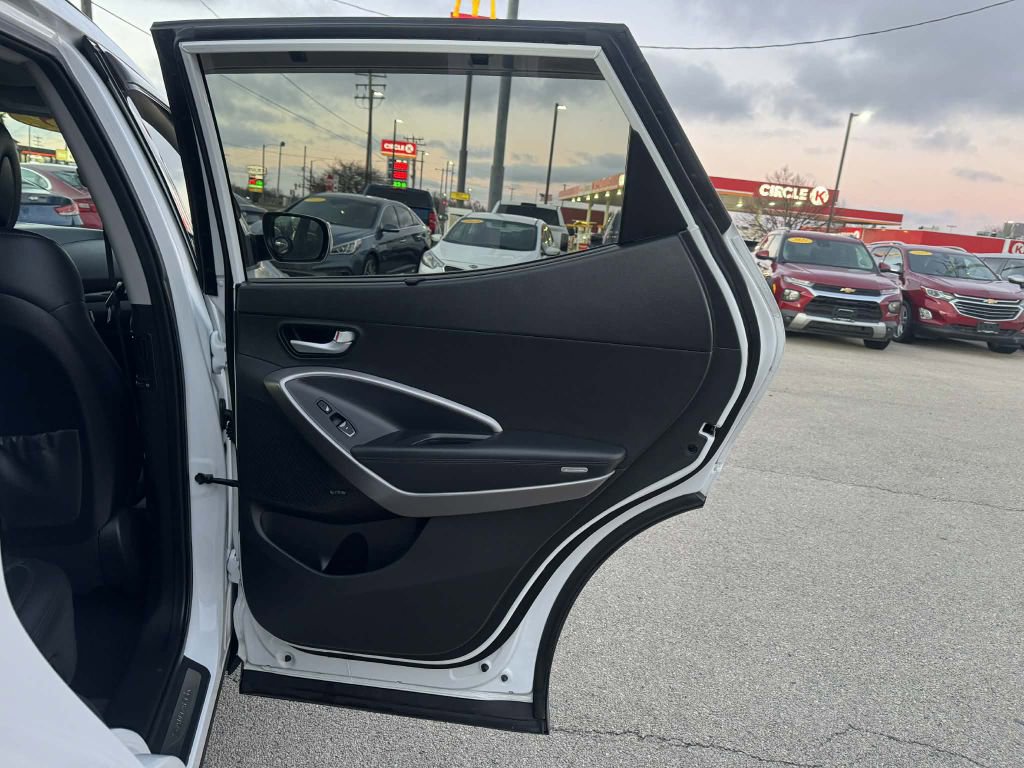 Used 2015 Hyundai Santa Fe Sport 2.0T w/ Option Group 05 image 23