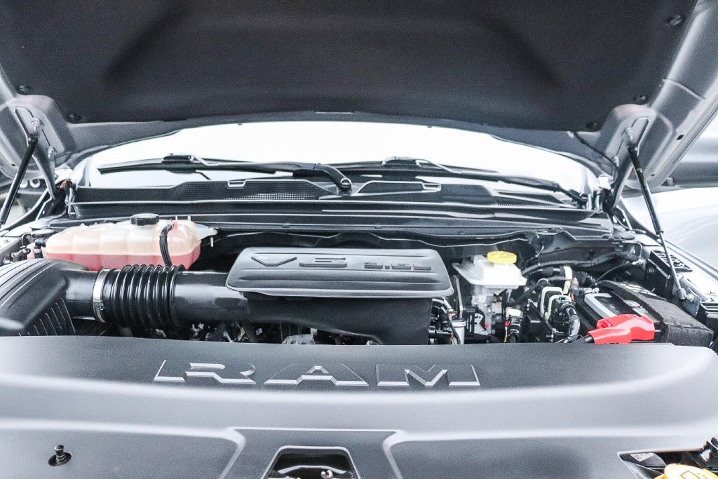 Used 2025 RAM 1500 Big Horn AWD/4WD image 29
