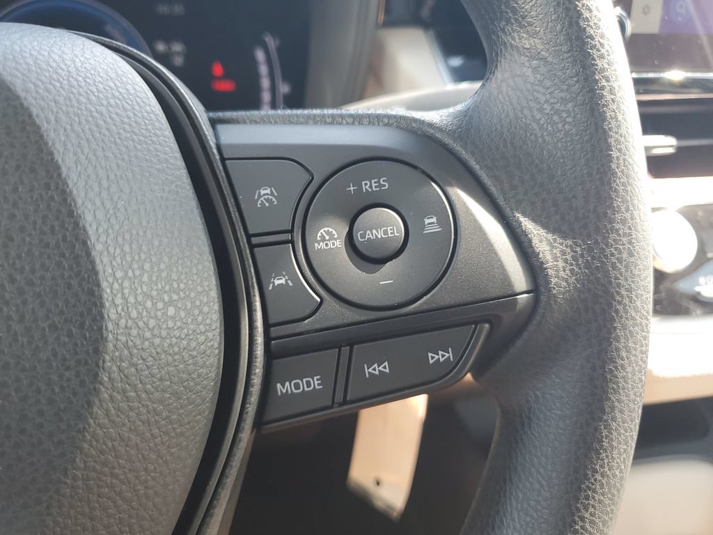 Certified 2026 Toyota Corolla LE FWD image 20