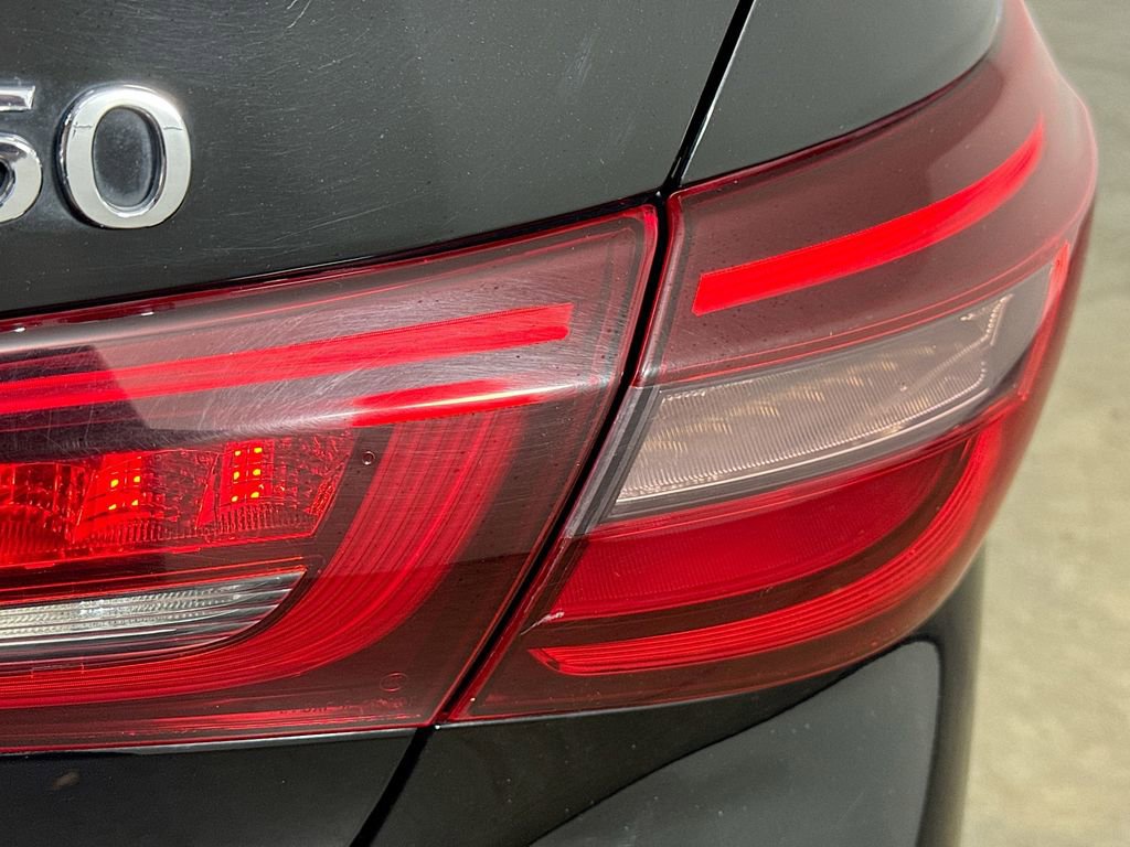 Used 2018 INFINITI Q50 Luxe w/ Essential Package (3.0T Luxe) RWD image 33