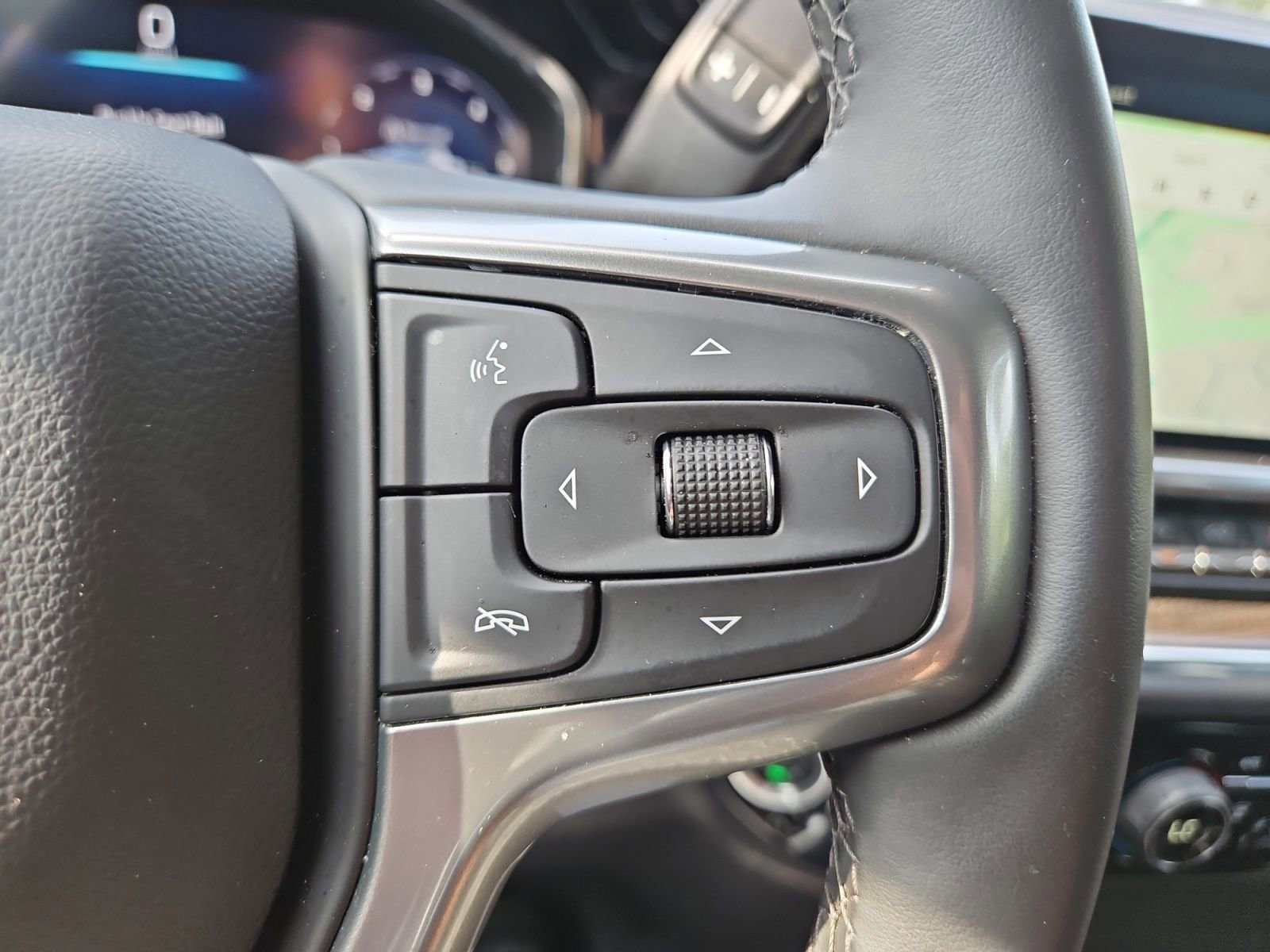 Used 2025 Chevrolet Silverado 1500 LT image 26