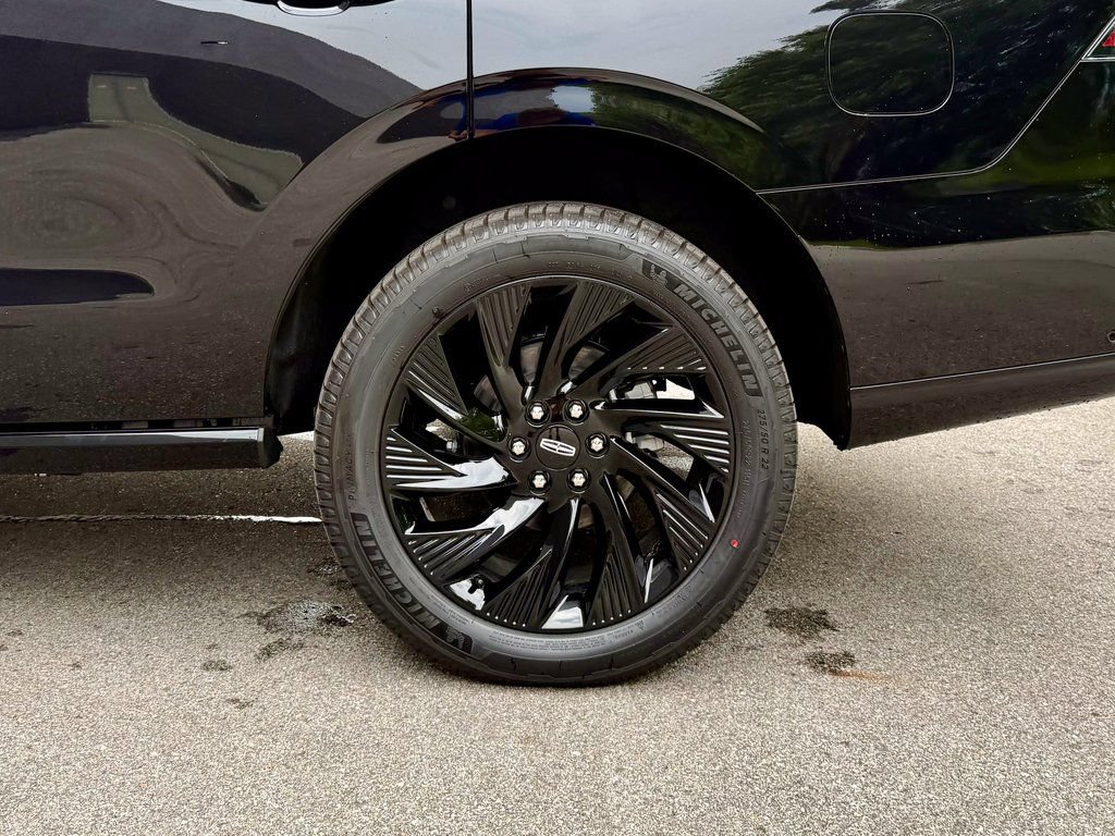 Used 2025 Lincoln Navigator Reserve w/ Jet Appearance Package AWD/4WD image 46