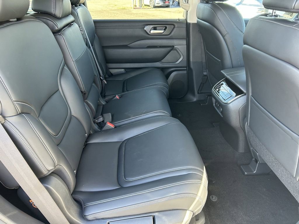 New 2026 Nissan Armada SV image 11