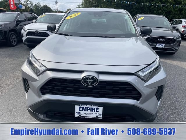 Used 2023 Toyota RAV4 LE AWD/4WD image 11