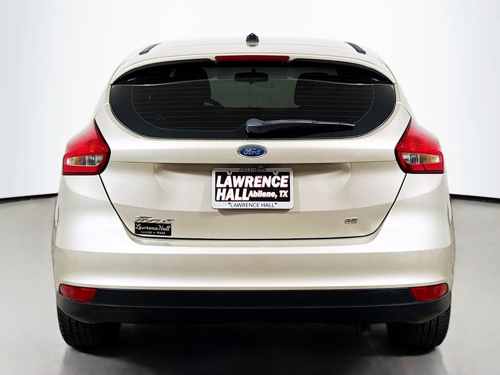 Used 2018 Ford Focus SE FWD image 5