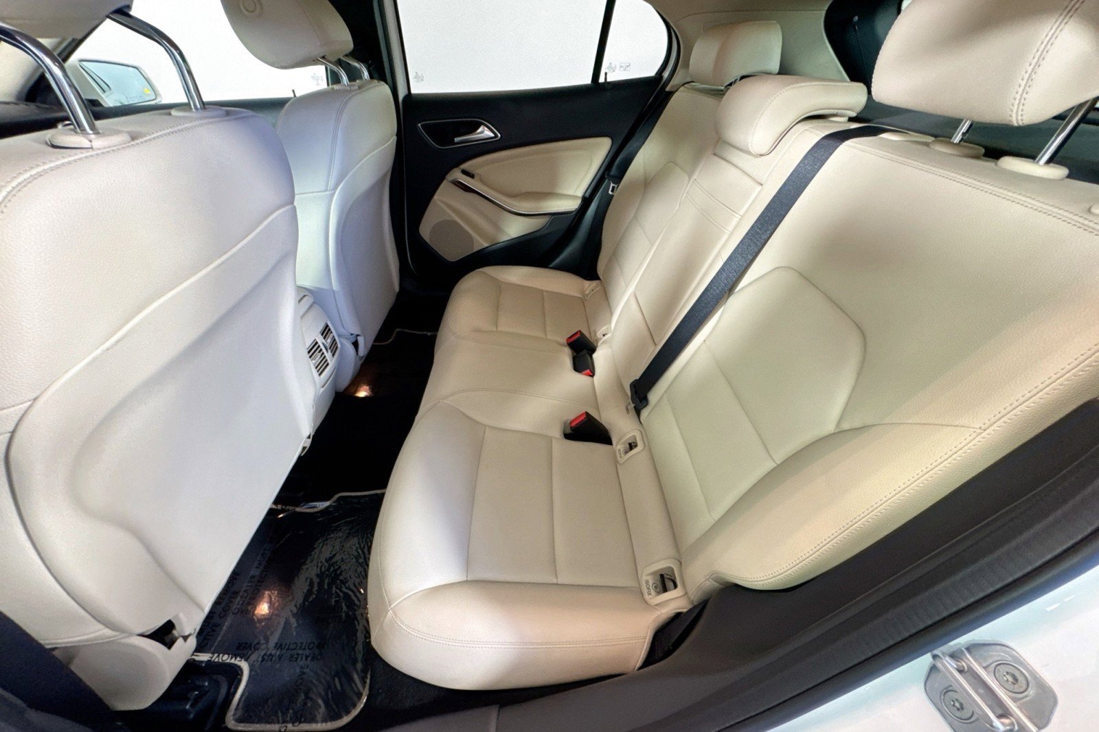 Used 2019 Mercedes-Benz GLA 250 GLA 250 4MATIC SUV w/ Convenience Package image 22