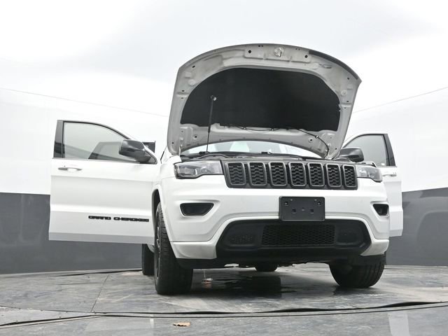 Used 2019 Jeep Grand Cherokee Altitude image 67