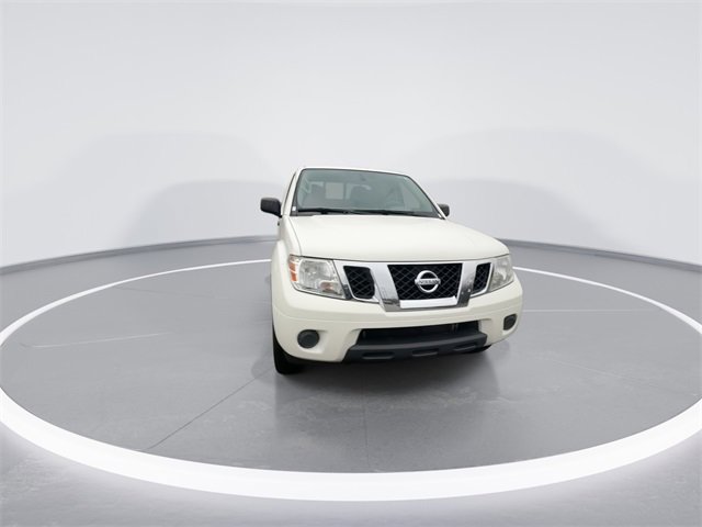 Used 2019 Nissan Frontier SV image 3