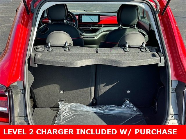 New 2024 FIAT 500 e (RED) image 10