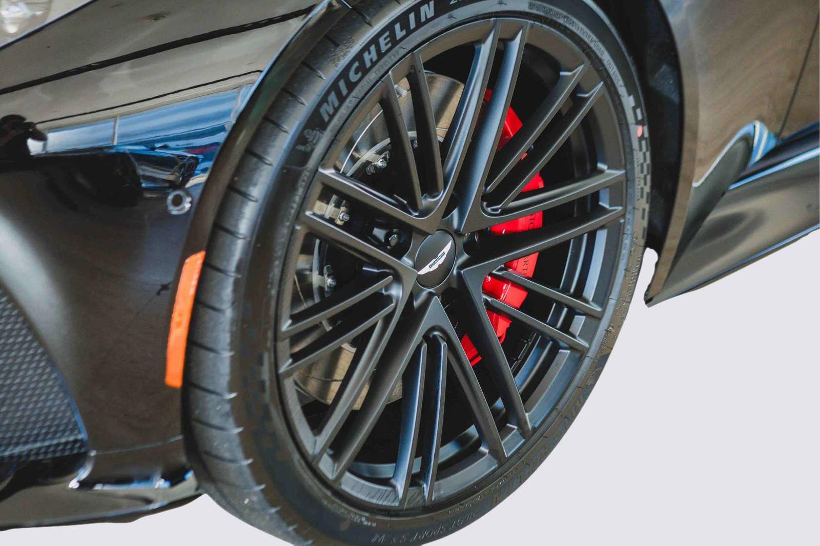 New 2025 Aston Martin DB12 Coupe image 48