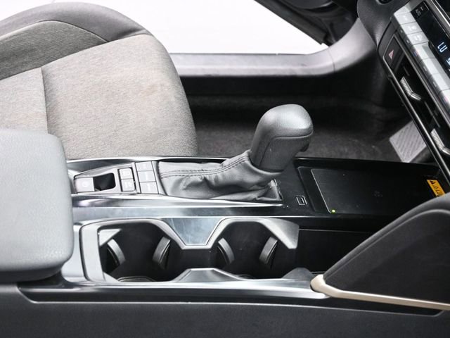 Used 2025 Toyota Camry LE FWD image 34