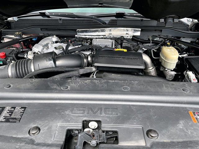 Used 2018 GMC Sierra 2500 Denali w/ Duramax Plus Package image 11