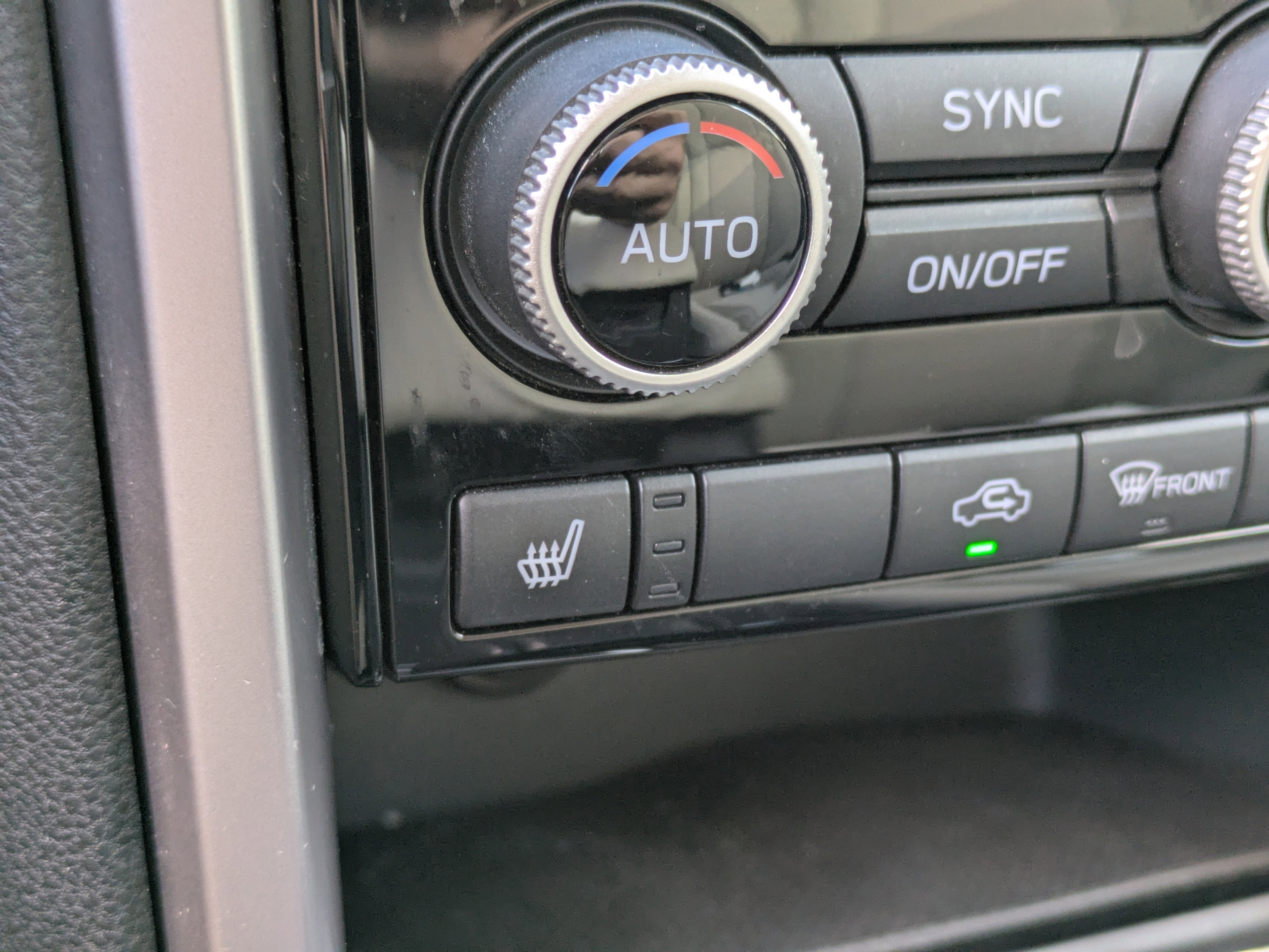 Used 2019 Subaru Ascent Premium image 30