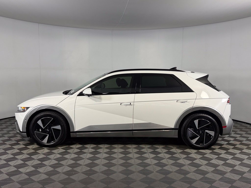 Used 2025 Hyundai Ioniq 5 Limited RWD image 11