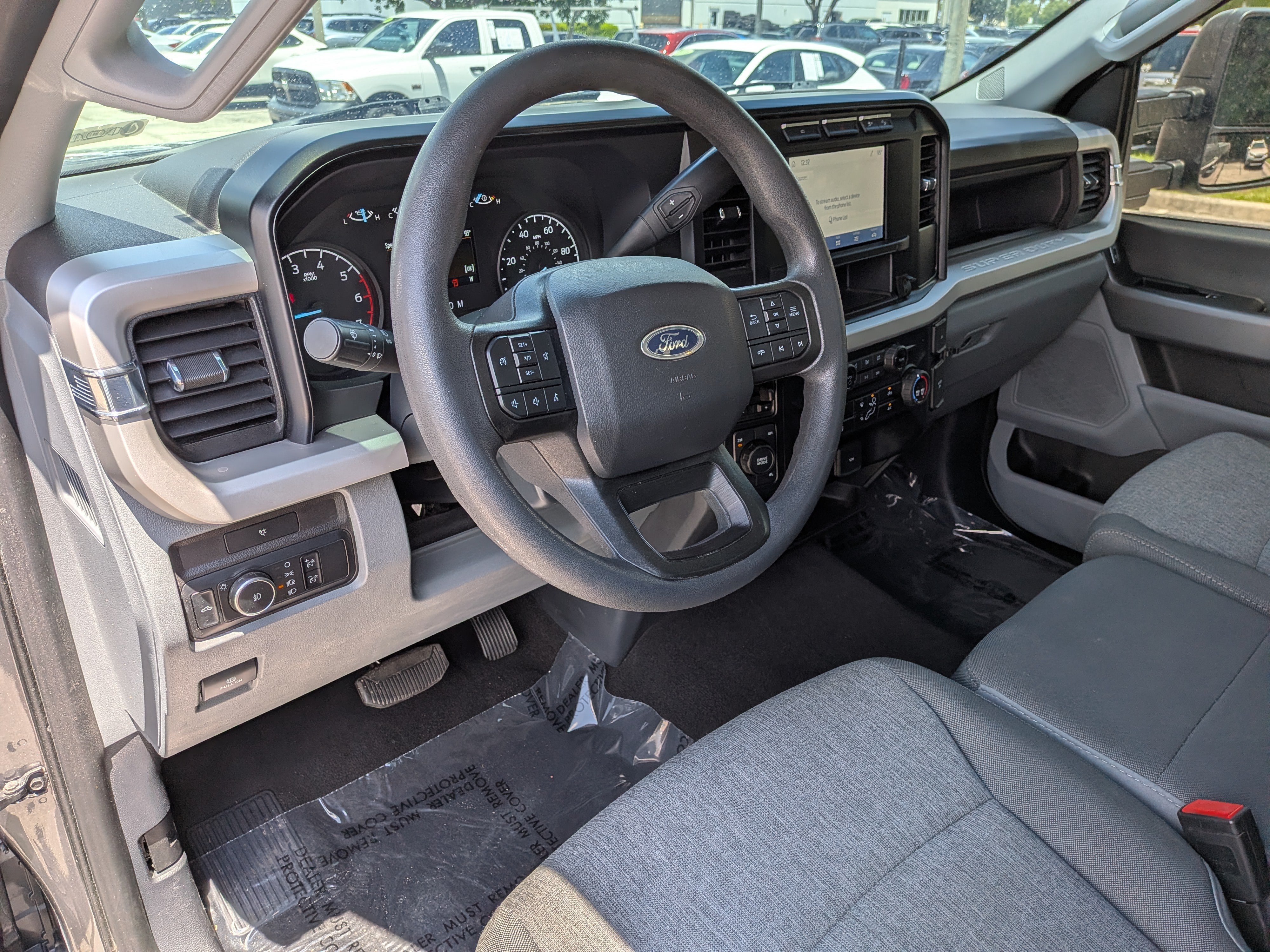 Used 2024 Ford F250 XL w/ STX Appearance Package AWD/4WD image 19