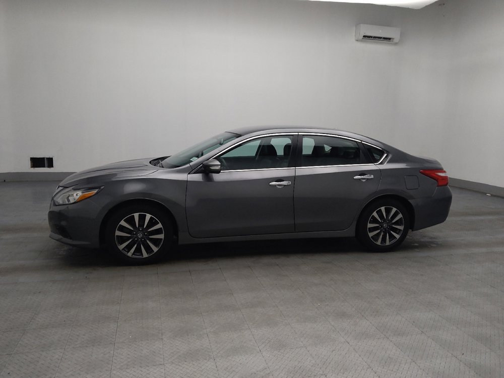 Used 2017 Nissan Altima 2.5 SL image 2