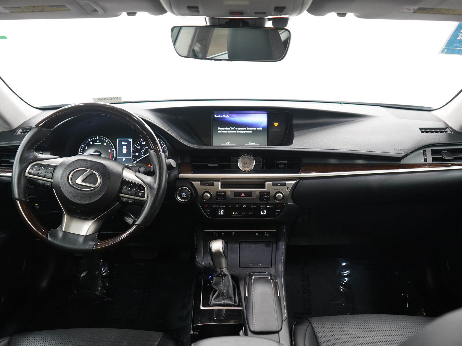 Used 2018 Lexus ES 350 w/ Navigation System Package FWD image 13