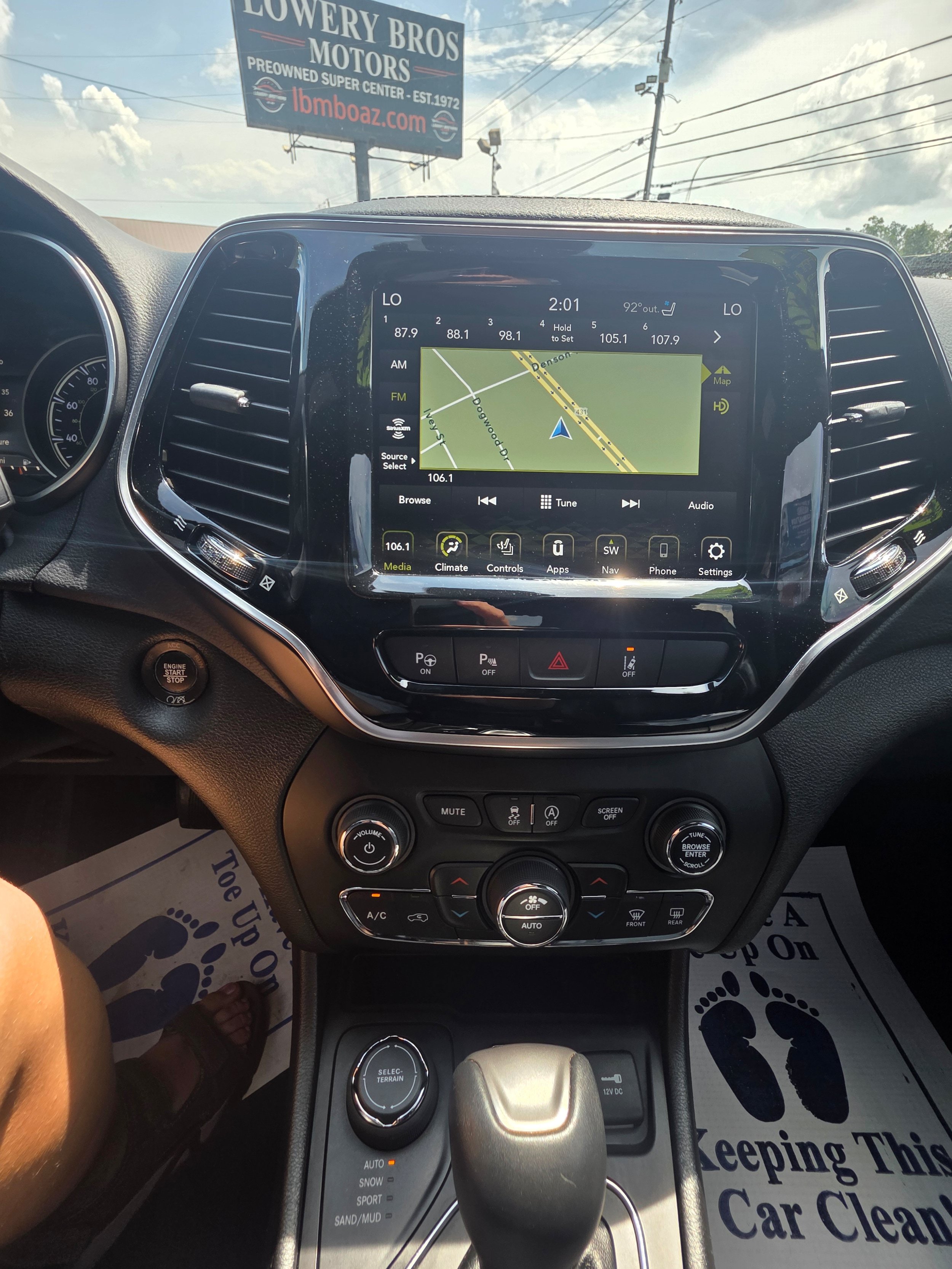 Used 2020 Jeep Cherokee High Altitude AWD/4WD image 11