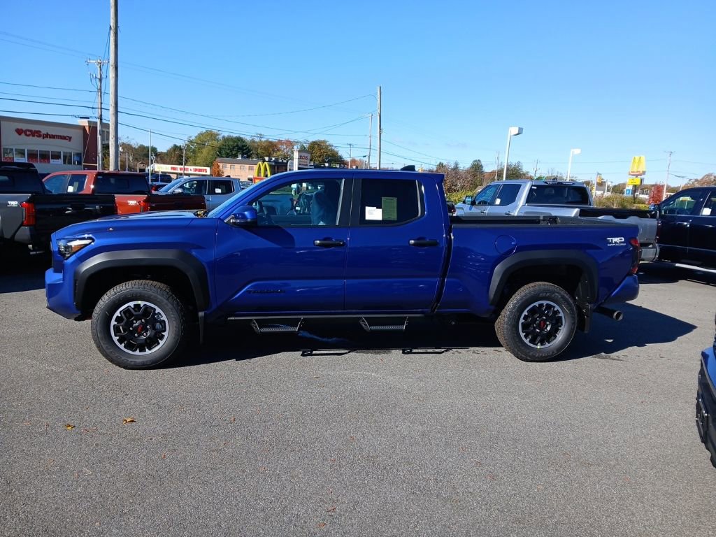 New 2025 Toyota Tacoma TRD Off-Road image 4