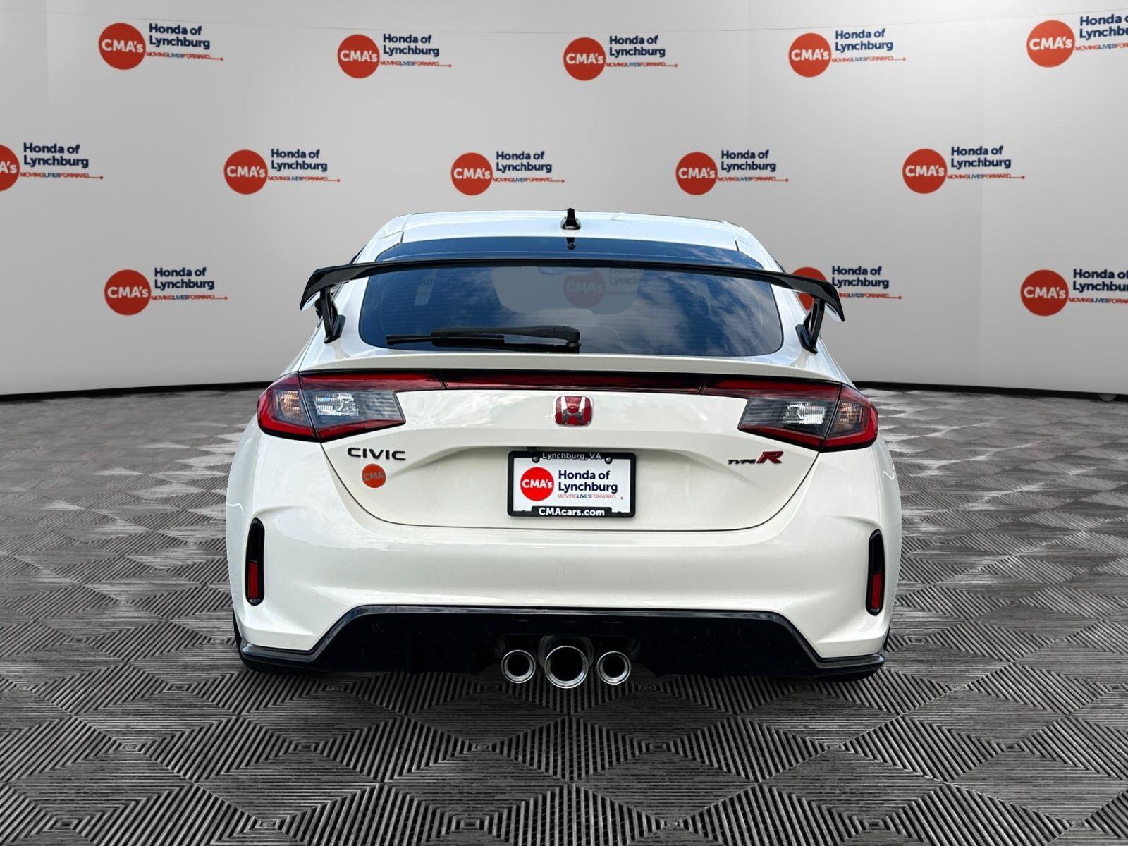 Used 2024 Honda Civic Type R image 4