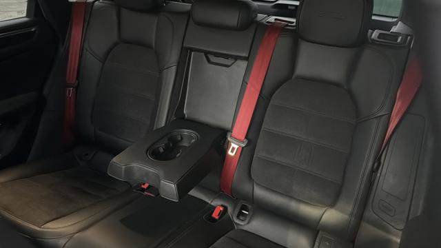 Used 2018 Porsche Macan GTS image 35