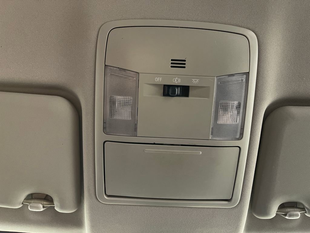 Used 2017 Toyota RAV4 LE w/ Carpet Mat Package FWD image 29