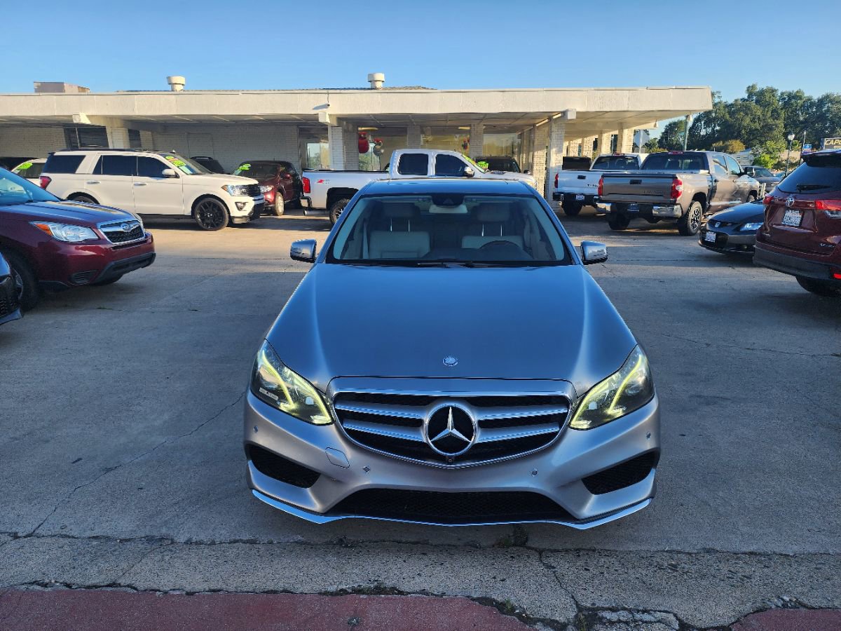 Used 2014 Mercedes-Benz E 250 BlueTEC Sedan image 6