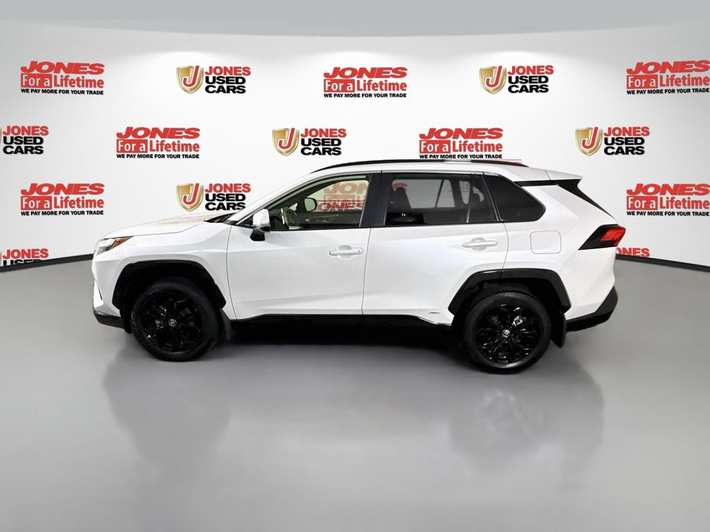 Certified 2025 Toyota RAV4 SE w/ Convenience Package AWD/4WD image 16
