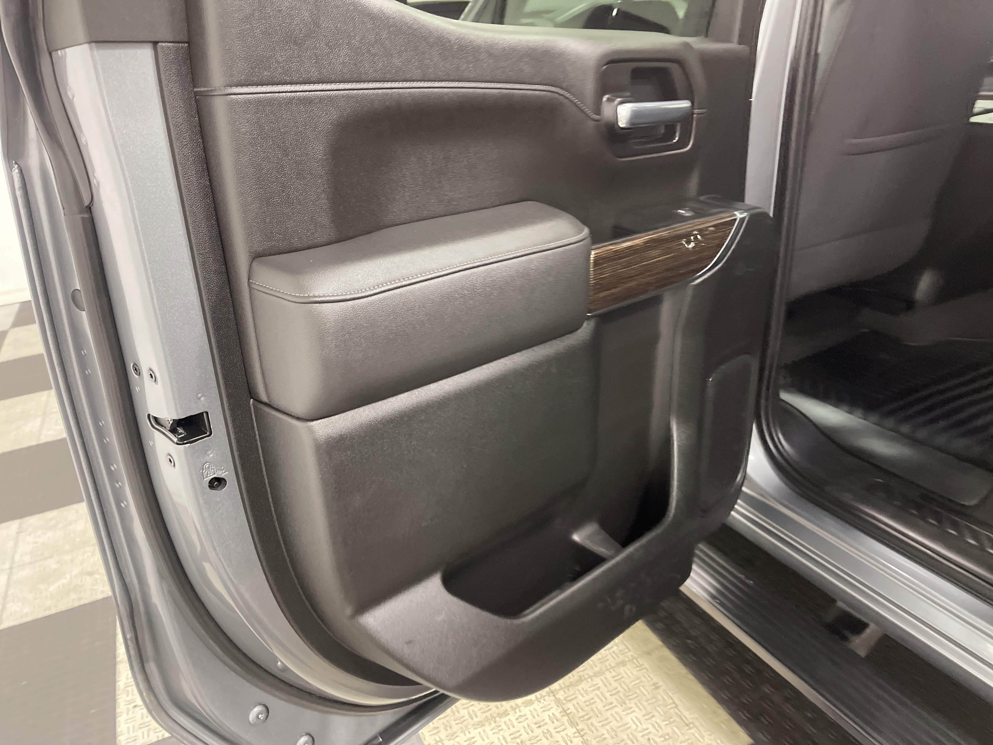Used 2021 GMC Sierra 1500 Elevation w/ X31 Off-Road Package image 15
