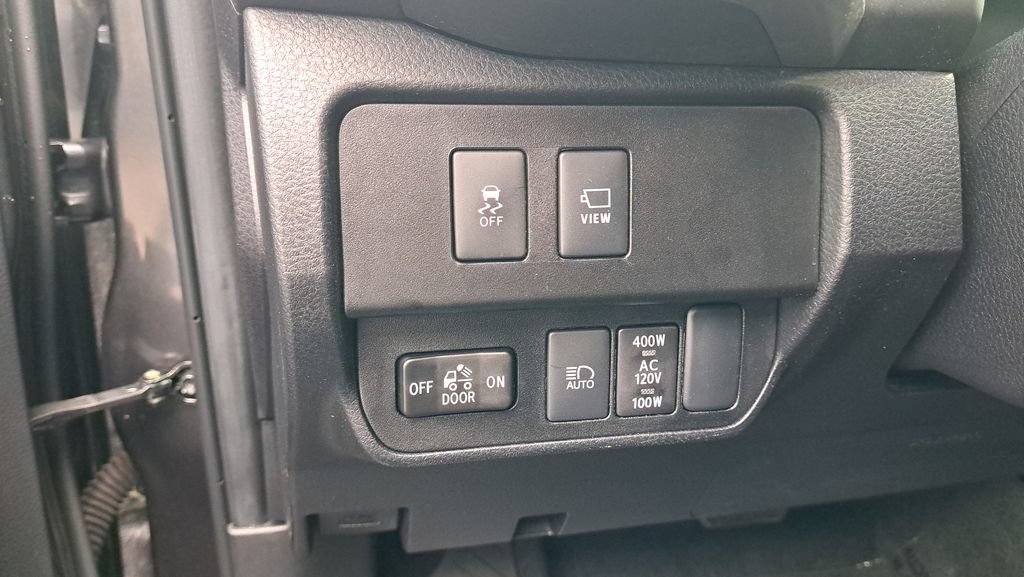 Used 2023 Toyota Tacoma Limited w/ Nightshade Package AWD/4WD image 23
