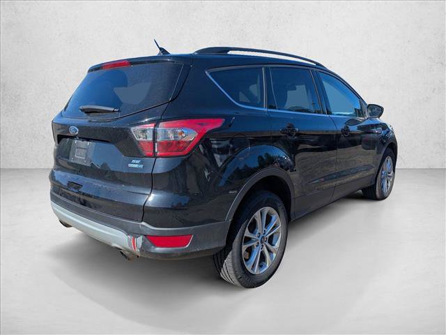 Used 2018 Ford Escape SE w/ SE Sync 3 Package AWD/4WD image 5