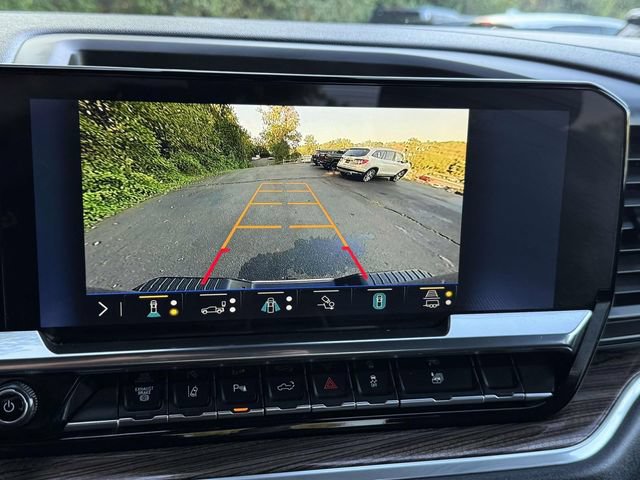 Certified 2025 Chevrolet Silverado 3500 LT w/ Safety Package AWD/4WD image 15