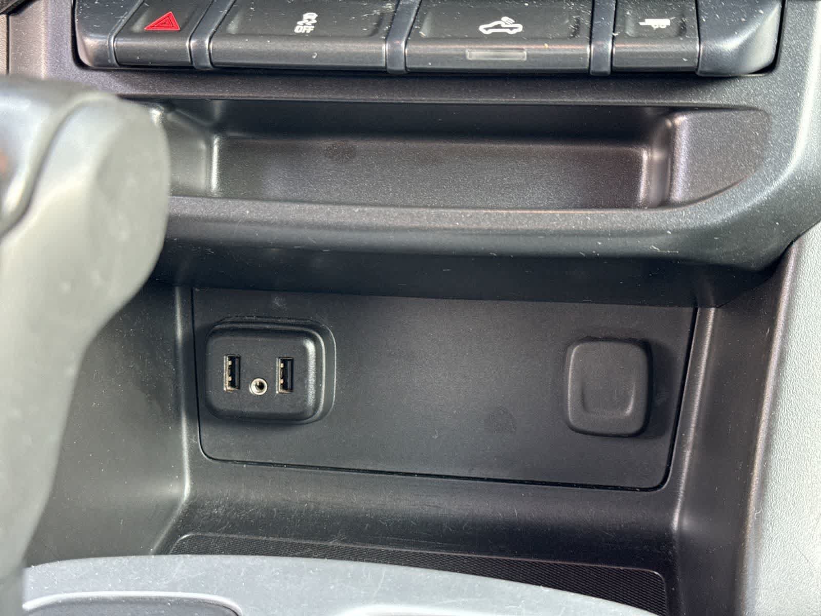 Used 2020 Chevrolet Colorado LT RWD image 38