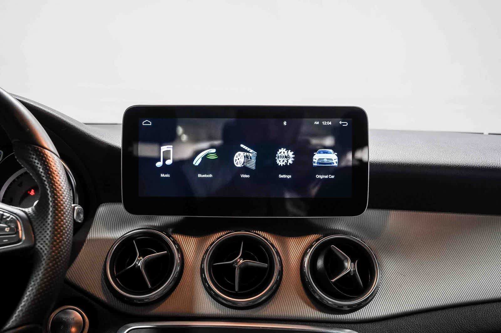 Used 2016 Mercedes-Benz GLA 250 image 14