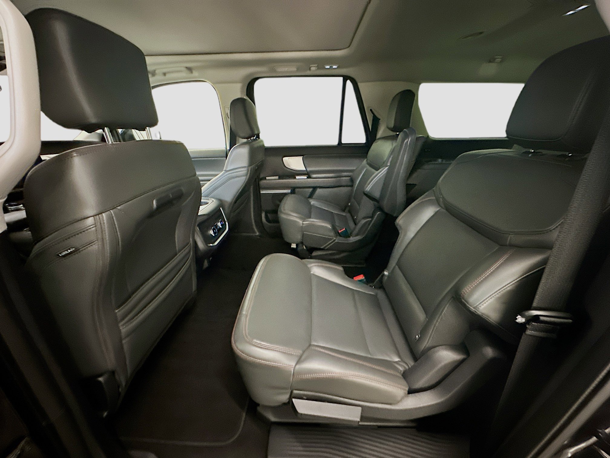 Used 2025 Ford Expedition Max Active image 29