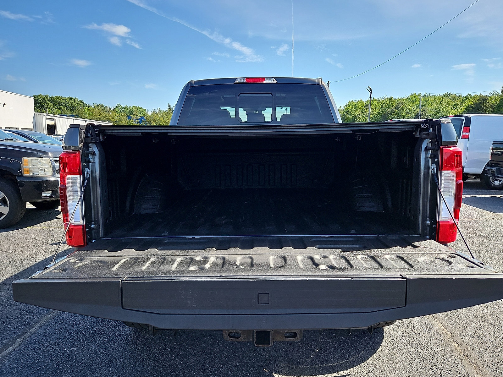 Used 2019 Ford F350 Lariat w/ Lariat Ultimate Package AWD/4WD image 33