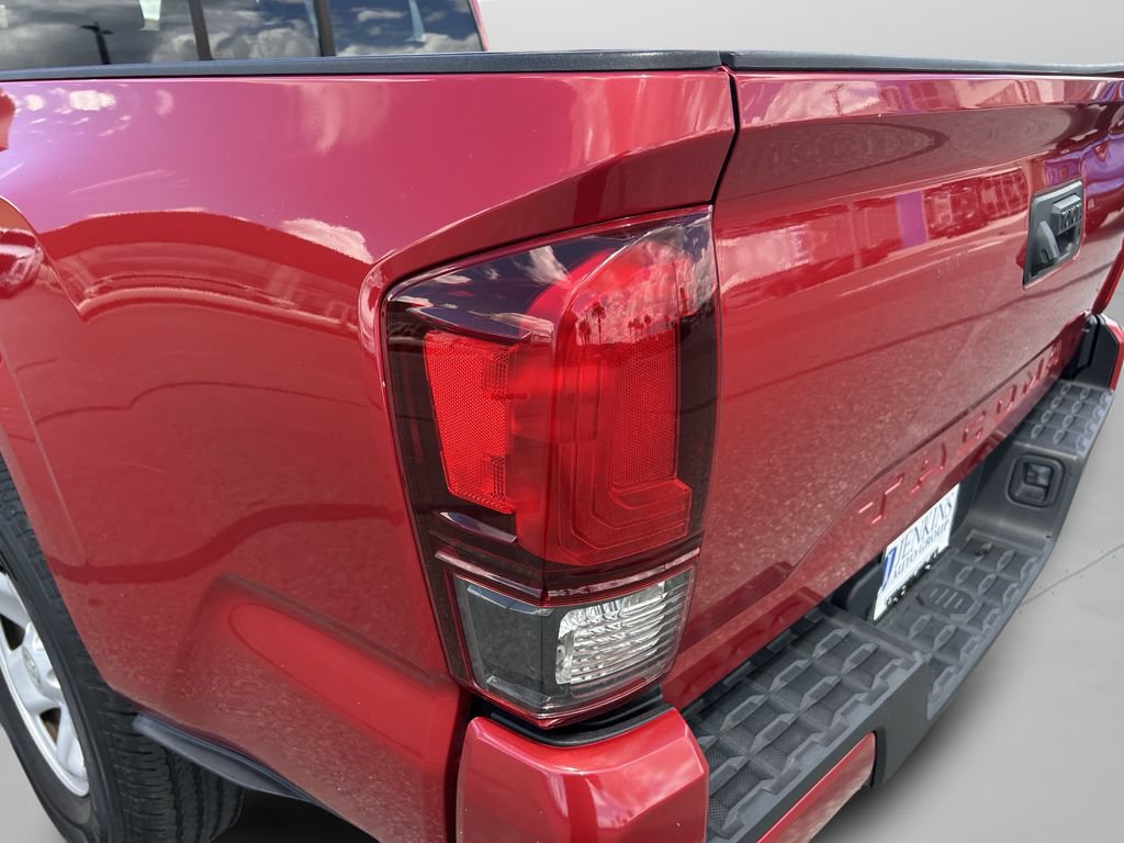 Used 2020 Toyota Tacoma SR w/ SR Convenience Package RWD image 14