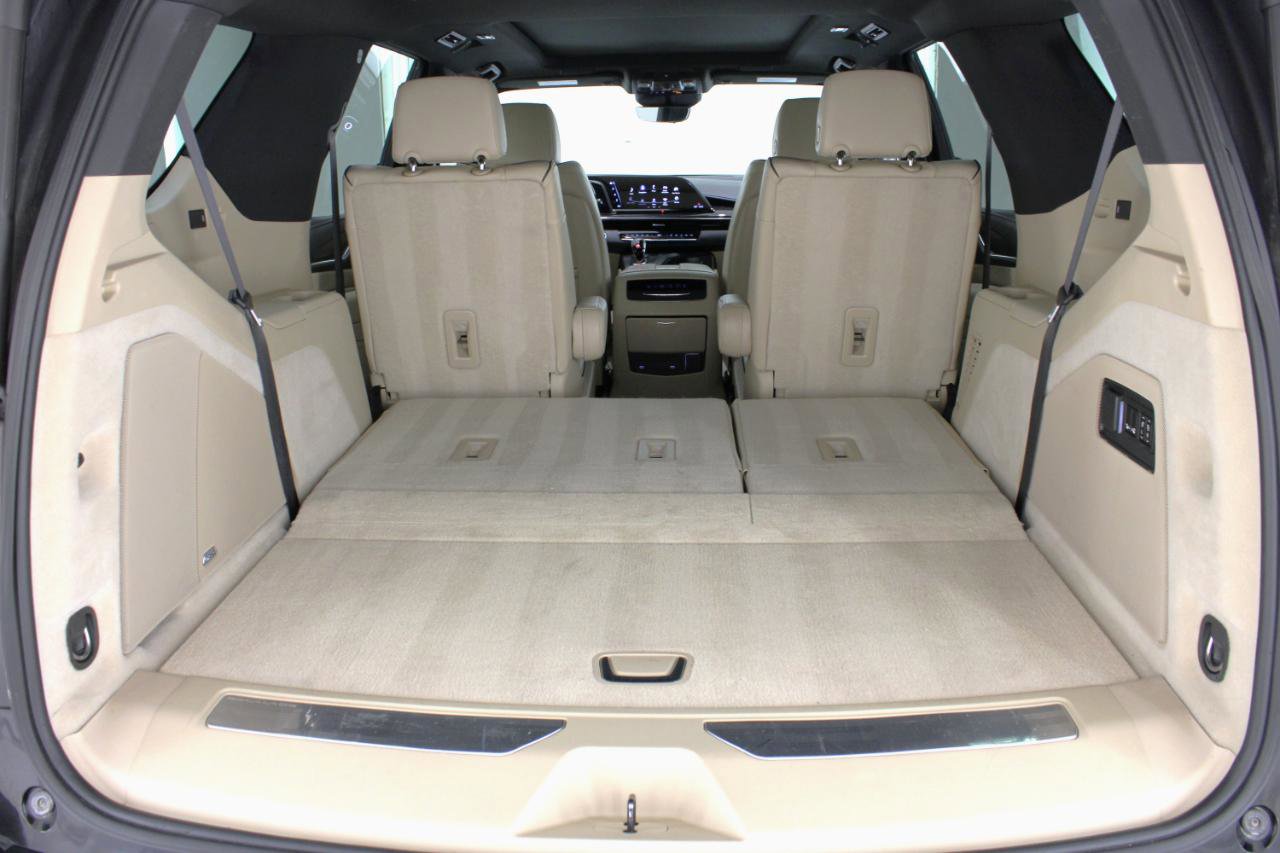 Used 2022 Cadillac Escalade Premium Luxury w/ Performance Package RWD image 74