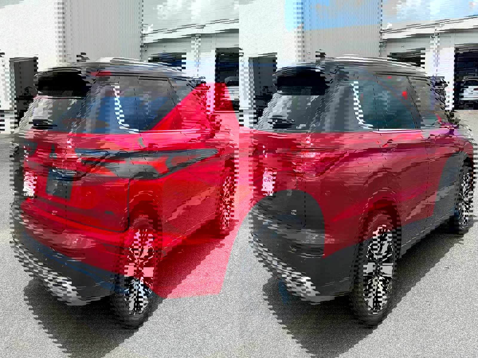 New 2025 Mitsubishi Outlander AWD image 14
