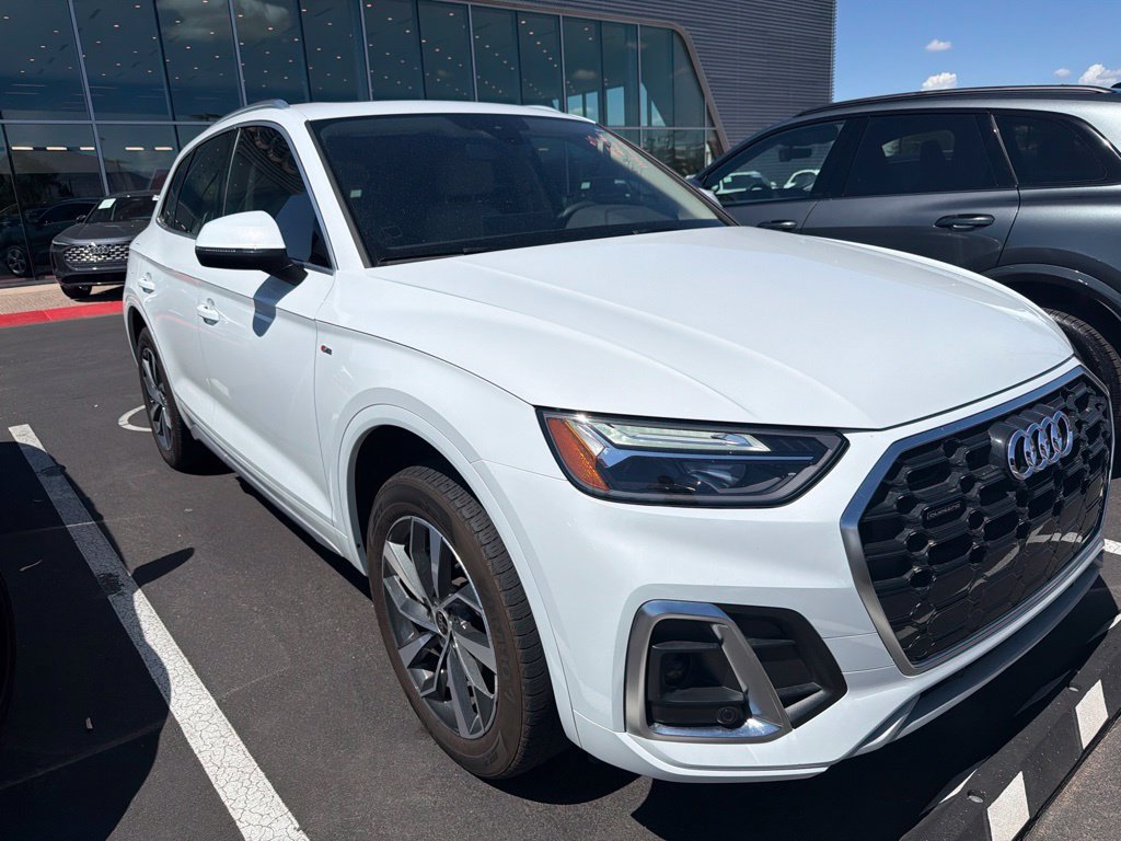 Used 2023 Audi Q5 2.0T Premium AWD/4WD image 3