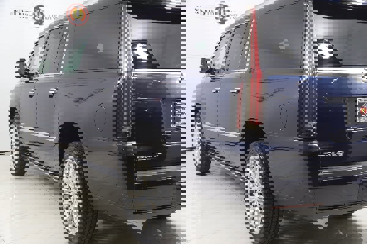 Used 2019 Cadillac Escalade ESV Premium Luxury AWD/4WD image 26