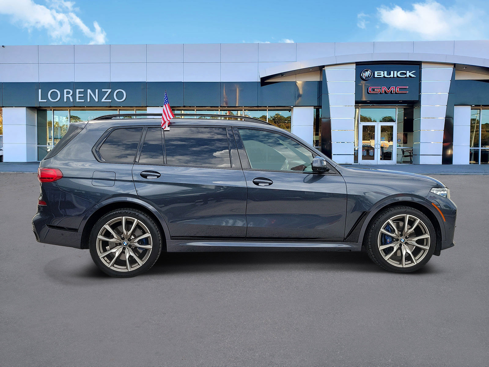 Used 2022 BMW X7 M50i w/ Dynamic Handling Package AWD/4WD image 4