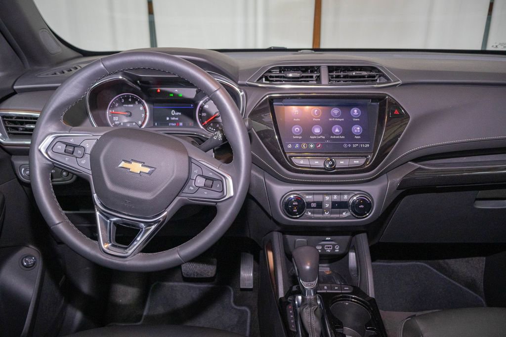 Used 2022 Chevrolet TrailBlazer ACTIV w/ Sun and Liftgate Package image 16