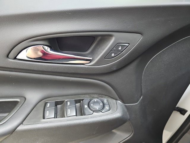 Used 2024 Chevrolet Equinox LT image 25