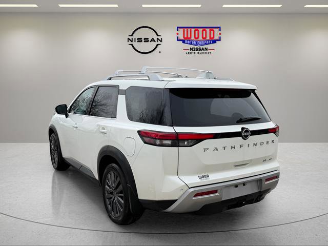Used 2024 Nissan Pathfinder SL w/ SL Premium Package image 4
