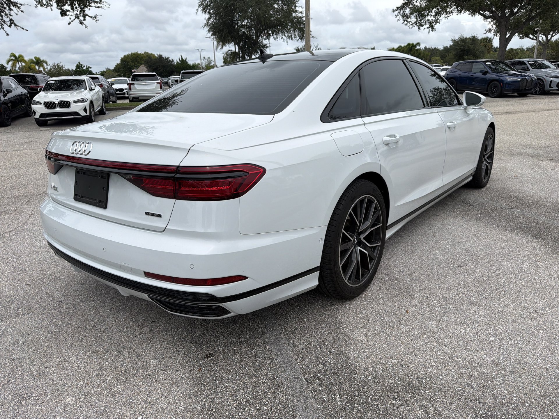 Used 2020 Audi A8 L 4.0T w/ Executive Package AWD/4WD image 4
