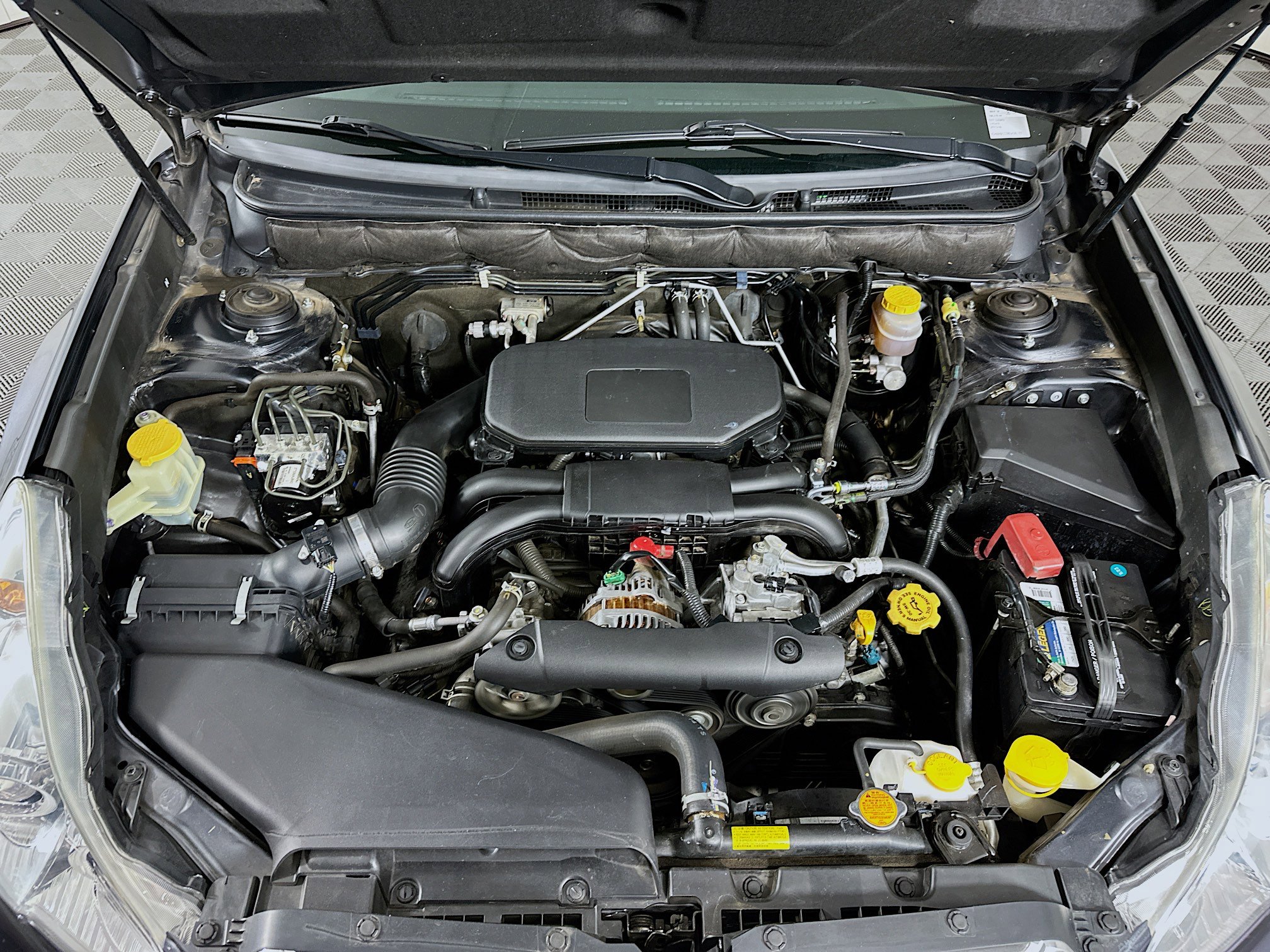 Used 2011 Subaru Outback 2.5i Premium w/ All-Weather Pkg image 29